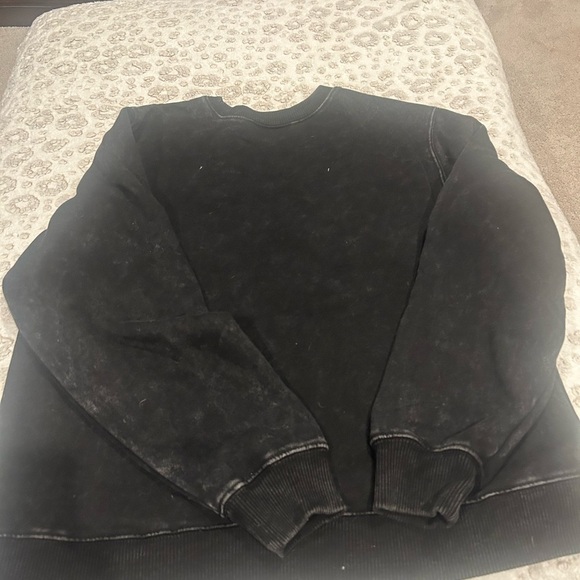 Stranger Things Children’s Size XL Sweatshirt - Picture 7 of 7